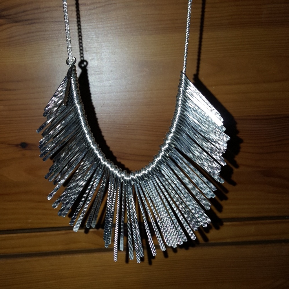 Bay to Baubles Quincy Fringe Collar Necklace